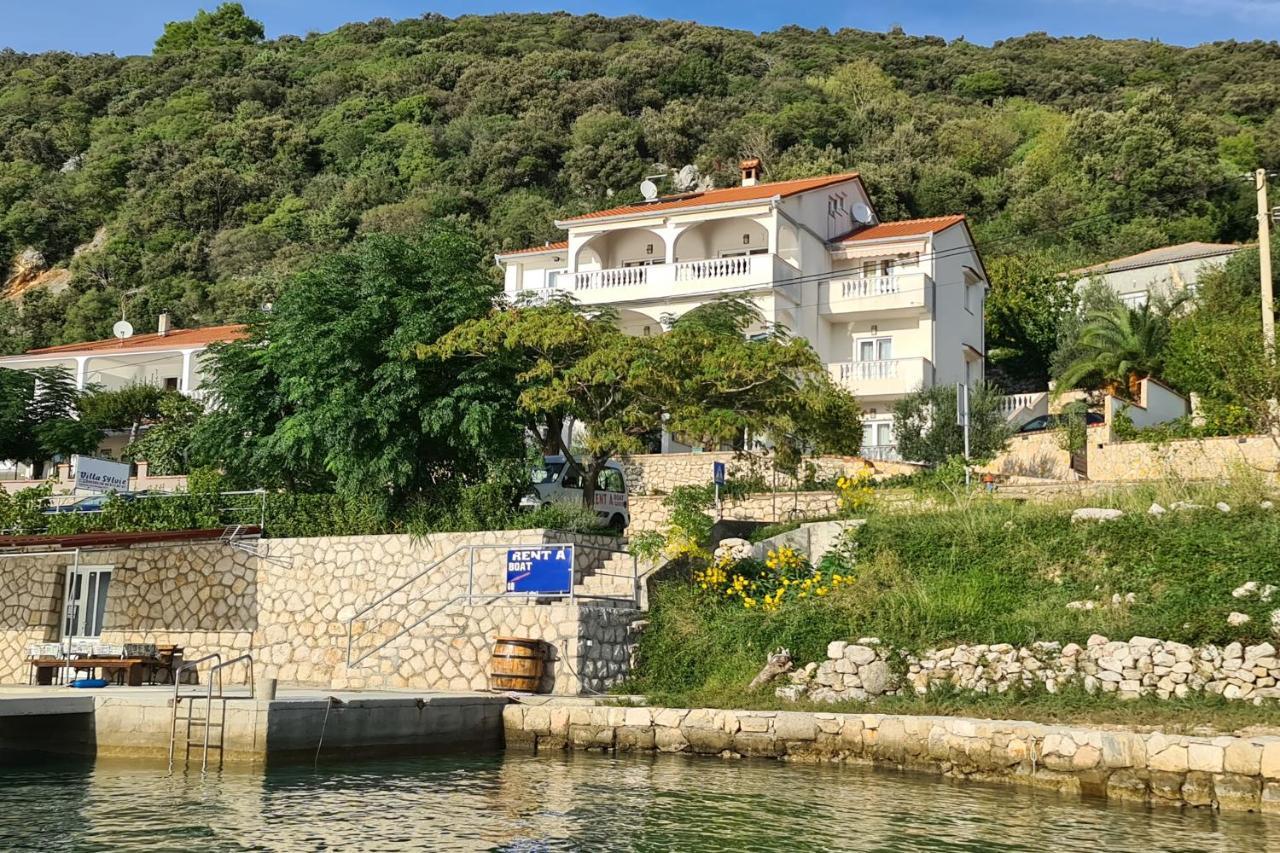 Apartments And Rooms By The Sea Supetarska Draga - Gornja, Rab - 11579 Kültér fotó